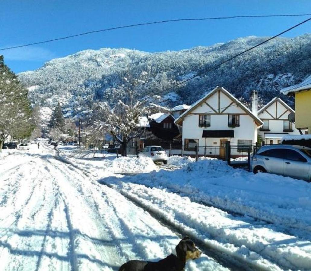 Cabana Turistica Weber San Martín de los Andes Buitenkant foto